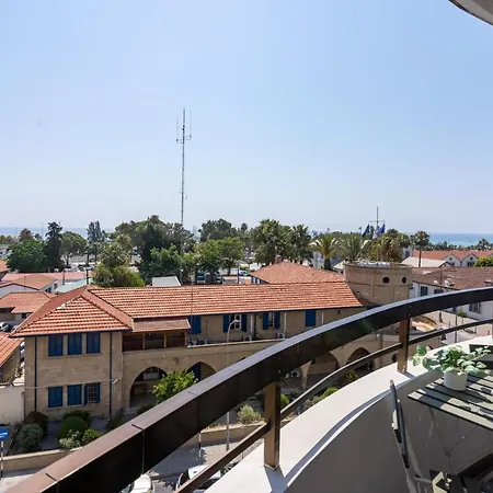 Fiesta 1-bedroom In דירה *