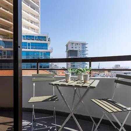 דירה Fiesta 1-bedroom In