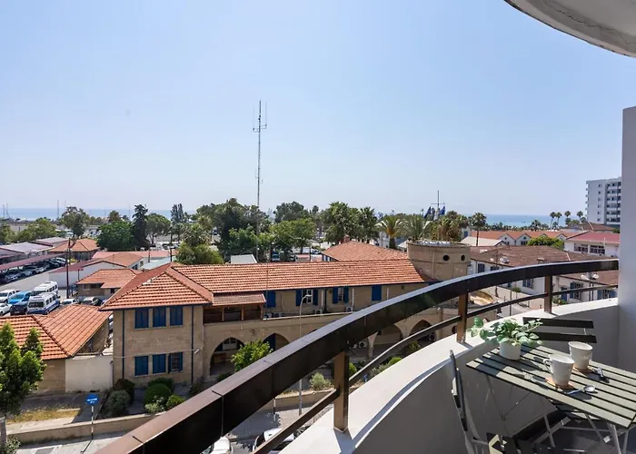 Fiesta 1-bedroom In דירה *