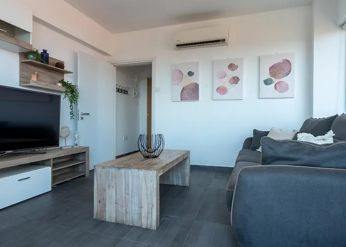 Fiesta 1-bedroom In לרנקה