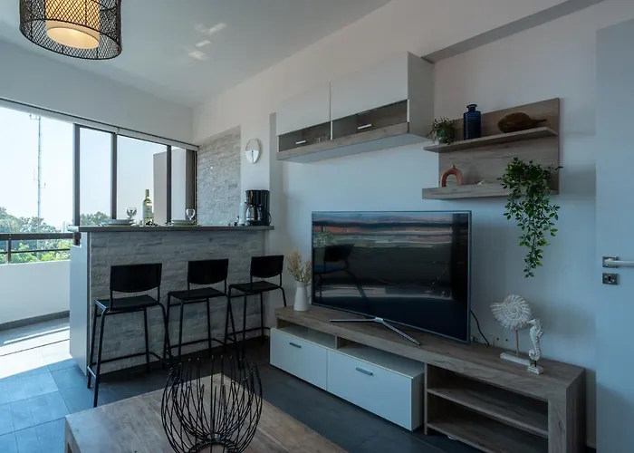 Fiesta 1-bedroom In דירה לרנקה