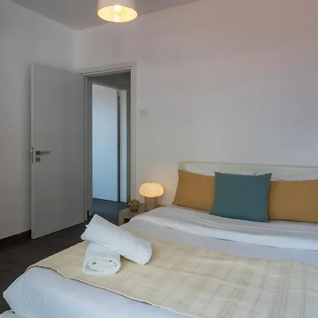 شقة Fiesta 1-bedroom In لارنكا