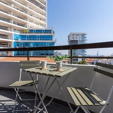 Fiesta 1-bedroom In Apartment